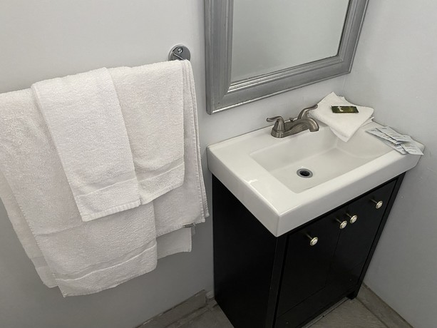 Imagen de la habitación del Hotel Lakeview Motel and Cottages. Foto 4