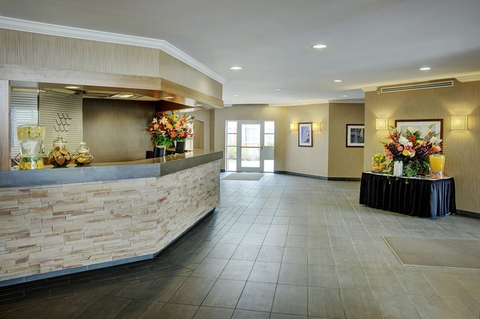 Imagen de los interiores del Hotel Lakeview Signature Inn. Foto 12