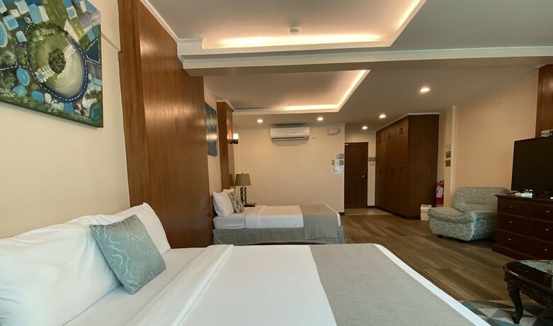 Imagen general del Hotel Lakeview Suites, Batangas City. Foto 4