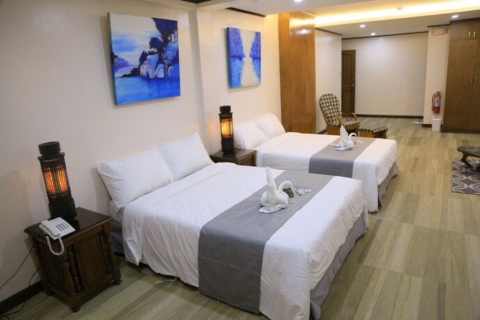 Imagen de la habitación del Hotel Lakeview Suites, Batangas City. Foto 31
