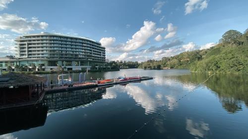 Imagen general del Hotel Lakeview Yulongwan Kunming. Foto 1