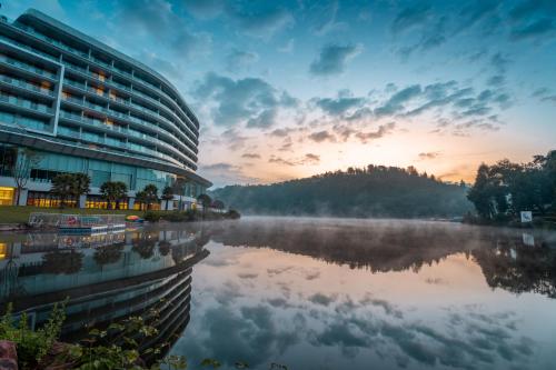 Imagen general del Hotel Lakeview Yulongwan Kunming. Foto 6