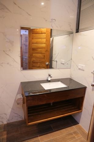 Imagen de la habitación del Hotel Lakewood Residence. Foto 11