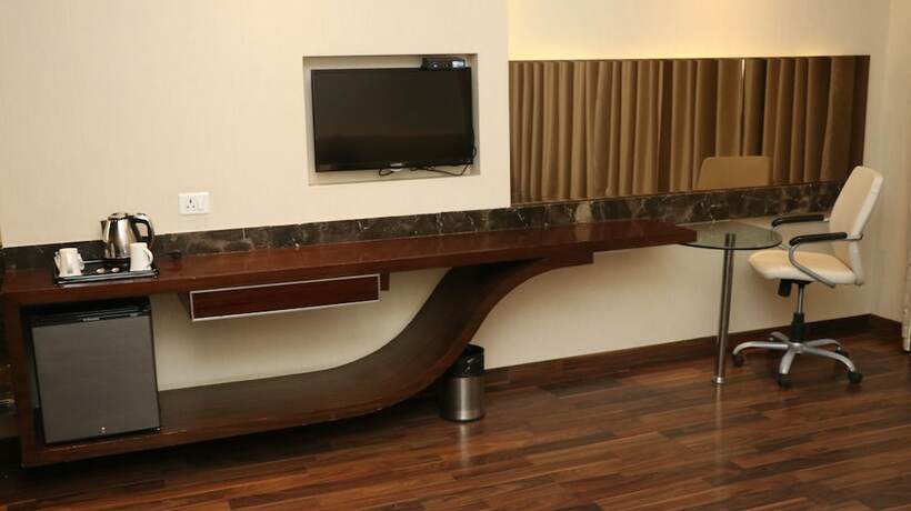 Imagen general del Hotel Lakhdatar, Sikar. Foto 13