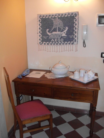 Imagen de los interiores del Hotel Lakkios. Foto 9