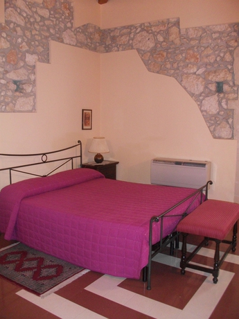 Imagen de la habitación del Hotel Lakkios. Foto 7