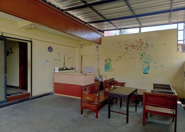 Imagen de los interiores del Hotel Lakoehaz. Foto 13