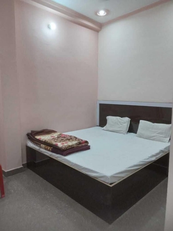 Imagen de la habitación del Hotel Lakshman Guest House. Foto 6
