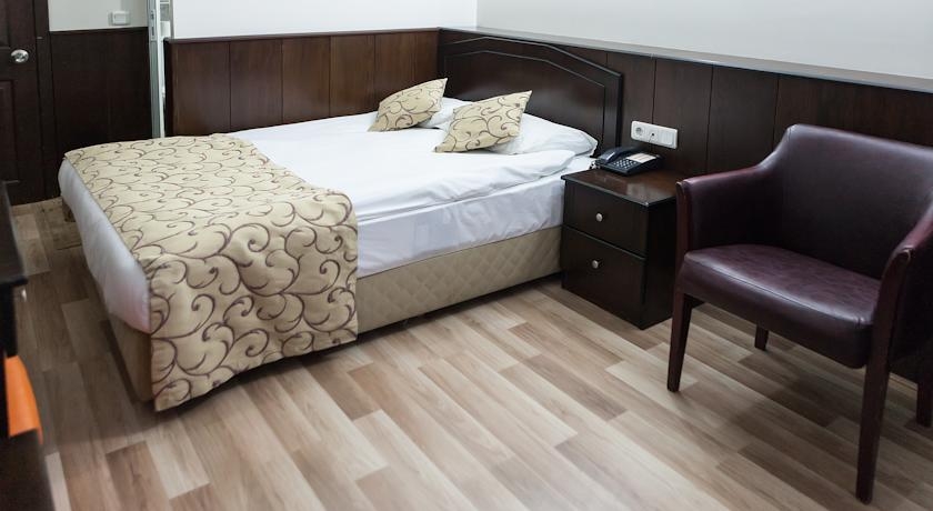 Imagen de la habitación del Hotel Lal. Foto 3