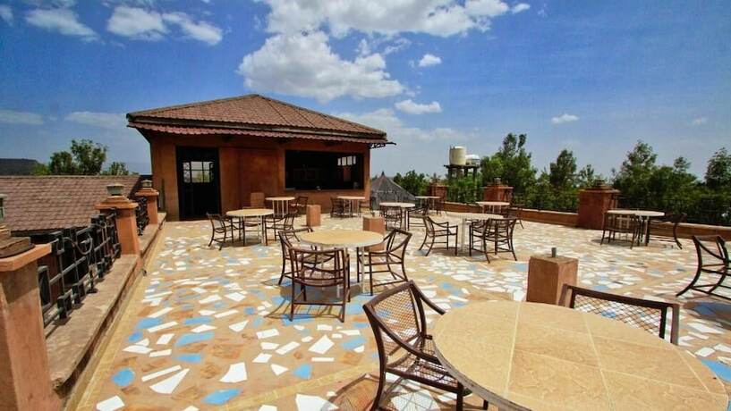 Imagen general del Hotel Lal and Spa. Foto 16