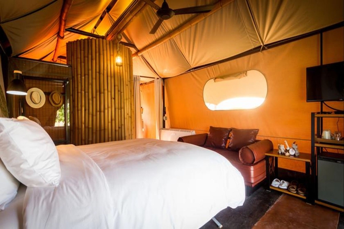 Imagen de la habitación del Hotel Lala Mukha Tented Resort Khao Yai. Foto 8