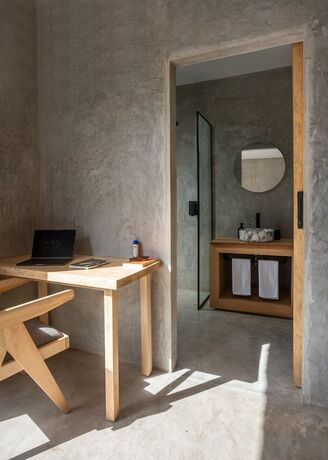 Imagen de la habitación del Hotel LalaGalu. Foto 19