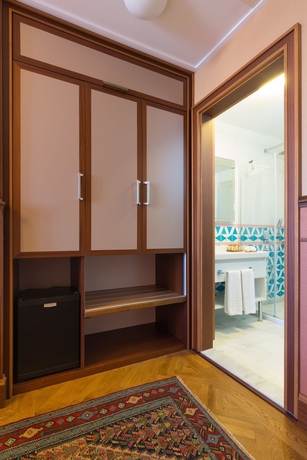 Imagen de la habitación del Hotel Lalahan. Foto 5