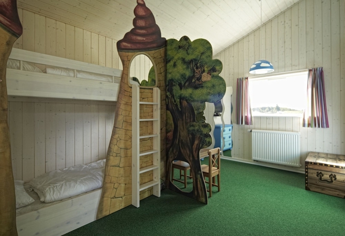 Imagen de la habitación del Hotel Lalandia Resort Billund. Foto 17