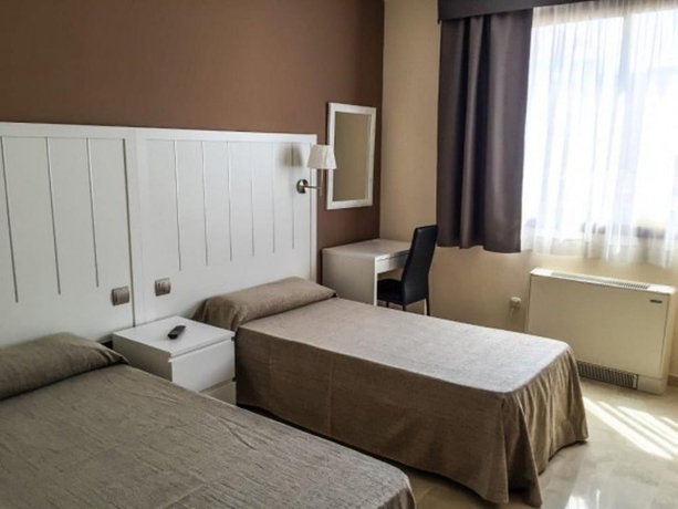 Imagen de la habitación del Hotel L'alguer. Foto 5