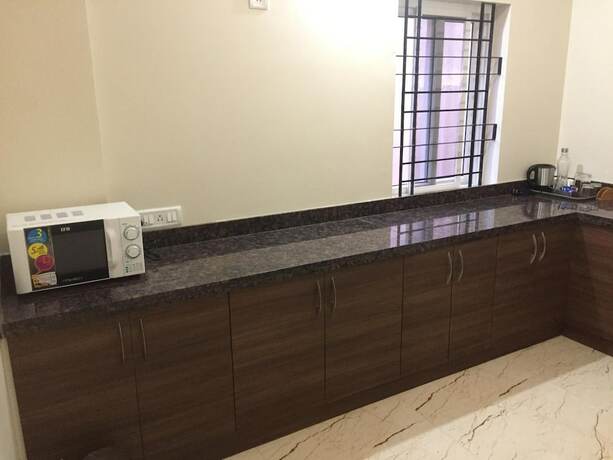 Imagen general del Hotel Lali Petals. Foto 11