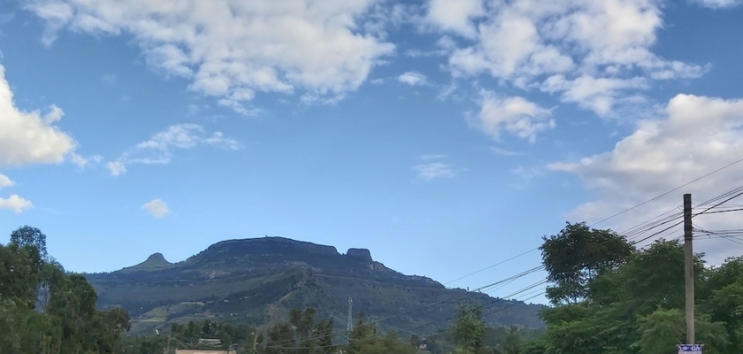 Imagen de los exteriores del Hotel Lalibela Roha Tourist Agency. Foto 13