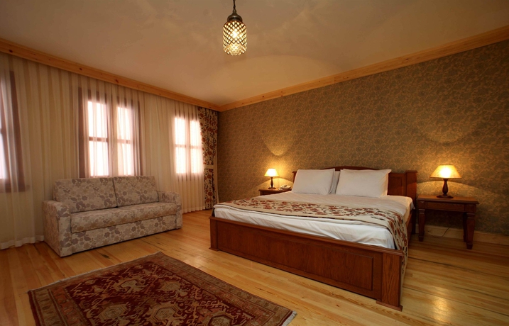 Imagen de la habitación del Hotel Lalinn. Foto 10