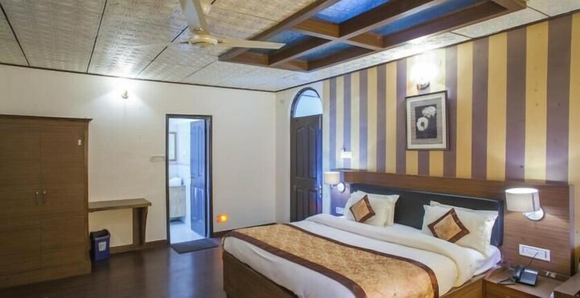 Imagen de la habitación del Hotel Lall Ji Tourist Resort. Foto 18