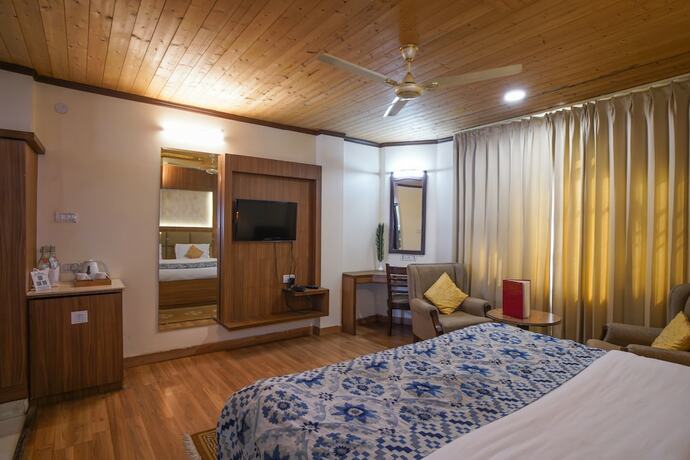 Imagen de la habitación del Hotel Lall Ji Tourist Resort. Foto 32