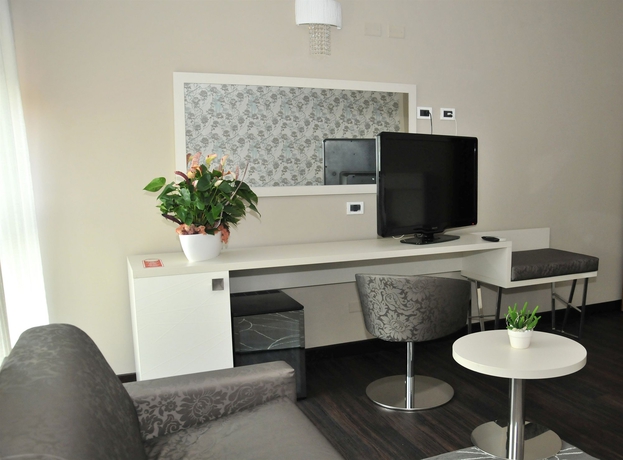 Imagen de la habitación del Hotel Lalla Beauty and Relax. Foto 4