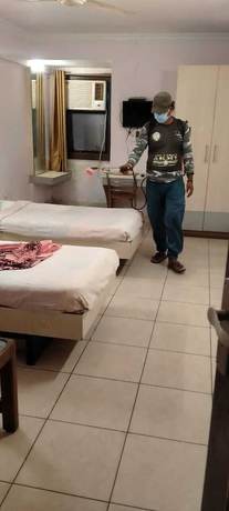Imagen de la habitación del Hotel Lals Plaza. Foto 17