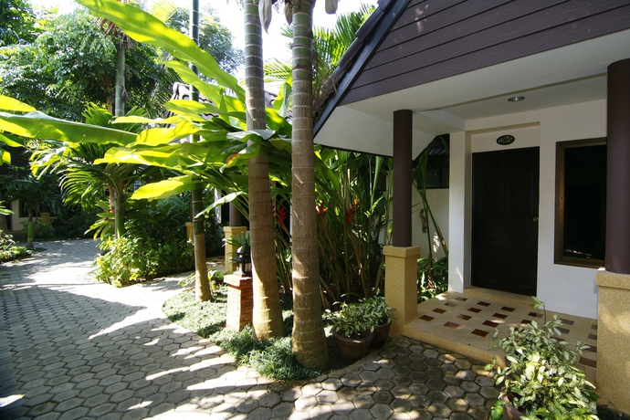 Imagen de los exteriores del Hotel Laluna and Resort. Foto 9