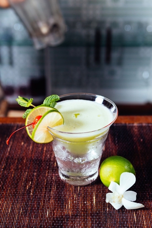 Imagen del bar/restaurante del Hotel L'alya Ninh Van Bay. Foto 4