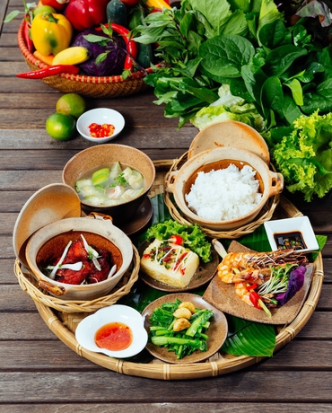 Imagen del bar/restaurante del Hotel L'alya Ninh Van Bay. Foto 9