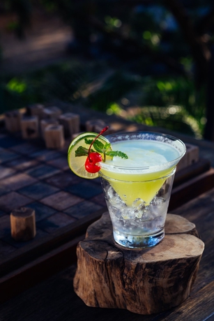 Imagen del bar/restaurante del Hotel L'alya Ninh Van Bay. Foto 11