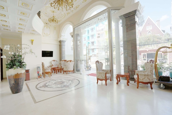 Imagen de los interiores del Hotel Lam Anh Luxury. Foto 17