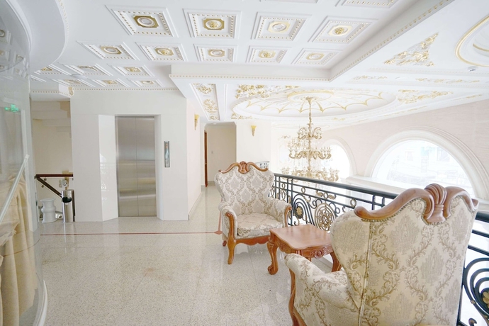 Imagen de los interiores del Hotel Lam Anh Luxury. Foto 19