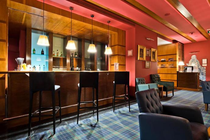 Imagen de los interiores del Hotel Lam Caramulo. Foto 10