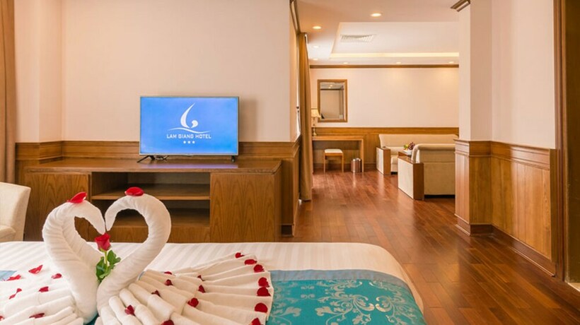 Imagen de la habitación del Hotel Lam Giang. Foto 18