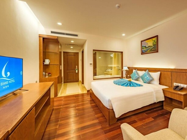 Imagen de la habitación del Hotel Lam Giang. Foto 30