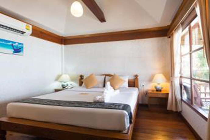 Imagen de la habitación del Hotel Lamai Coconut Beach Resort. Foto 7