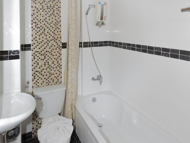 Imagen de la habitación del Hotel Lamai Inn. Foto 6