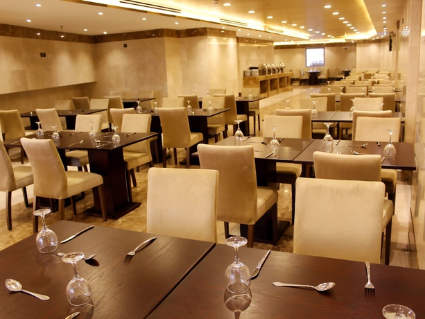 Imagen del bar/restaurante del Hotel Lamar Ajyad. Foto 2