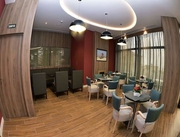 Imagen de los interiores del Hotel Lamaraz. Foto 18