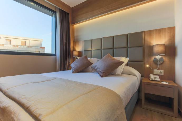 Imagen de la habitación del Hotel Lamaraz. Foto 9