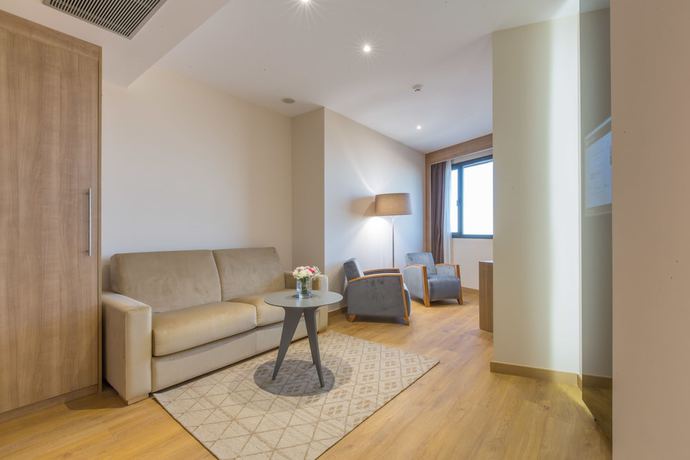 Imagen de la habitación del Hotel Lamaraz. Foto 11