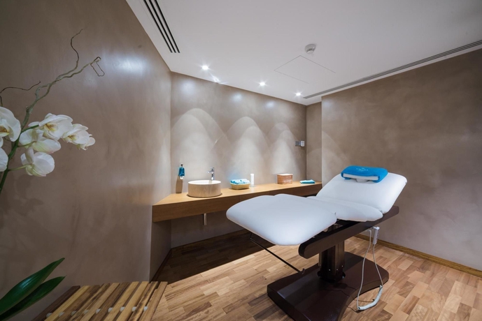 Imagen de la piscina del Hotel Lamaro Barcelona - Preferred Hotels & Resorts - Lifestyle Collection. Foto 4