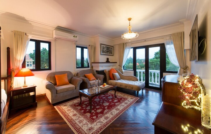 Imagen de la habitación del Hotel Lamarque Dalat Villa. Foto 12
