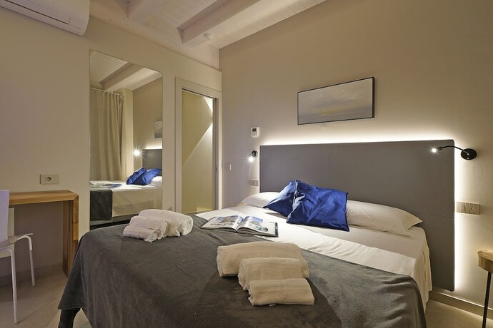 Imagen de la habitación del Hotel Lamasu RioVerde - Lago di Garda. Foto 14