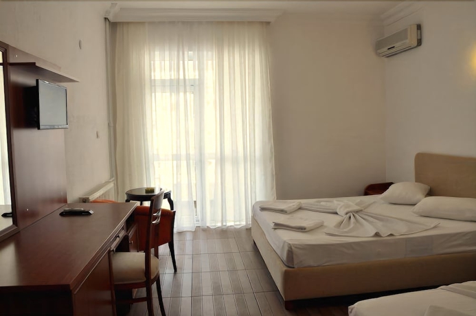 Imagen de la habitación del Hotel Lambada Altinoluk. Foto 7