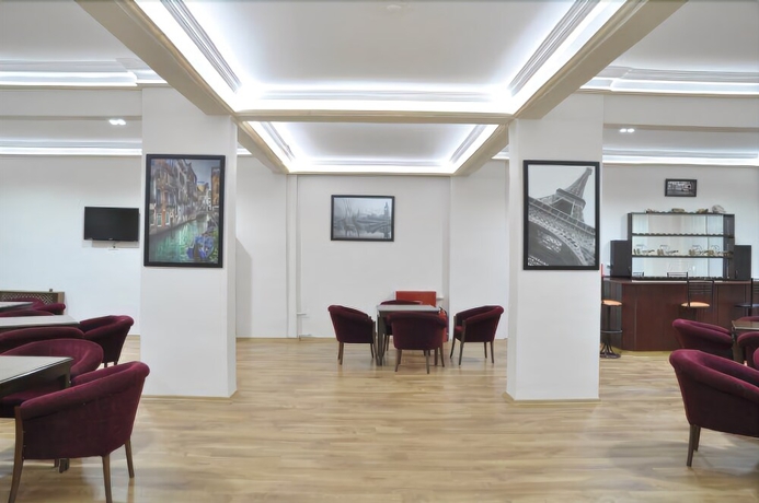 Imagen de los interiores del Hotel Lambada Altinoluk. Foto 16