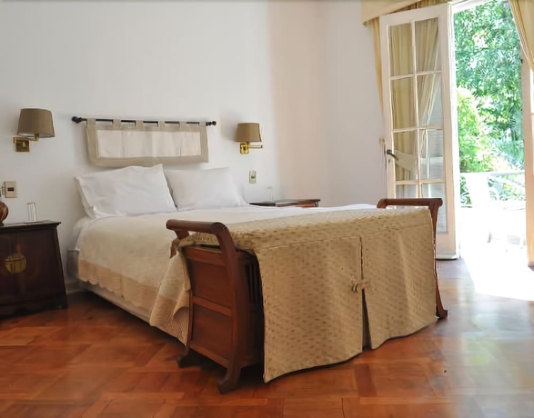 Imagen de la habitación del Hotel L'ambassade. Foto 6