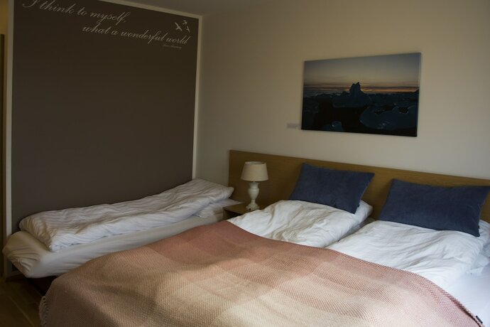 Imagen de la habitación del Hotel Lambastadir Guesthouse. Foto 23