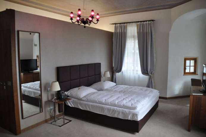 Imagen de la habitación del Hotel Lambergh Ch&acirc;teau and. Foto 7