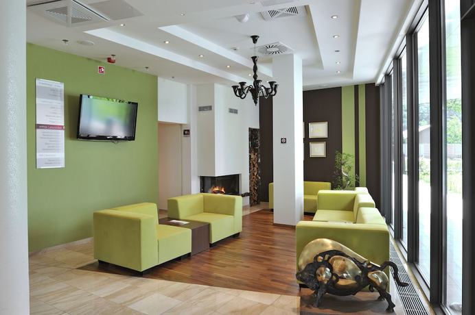 Imagen de los interiores del Hotel Lambergh Ch&acirc;teau and. Foto 19